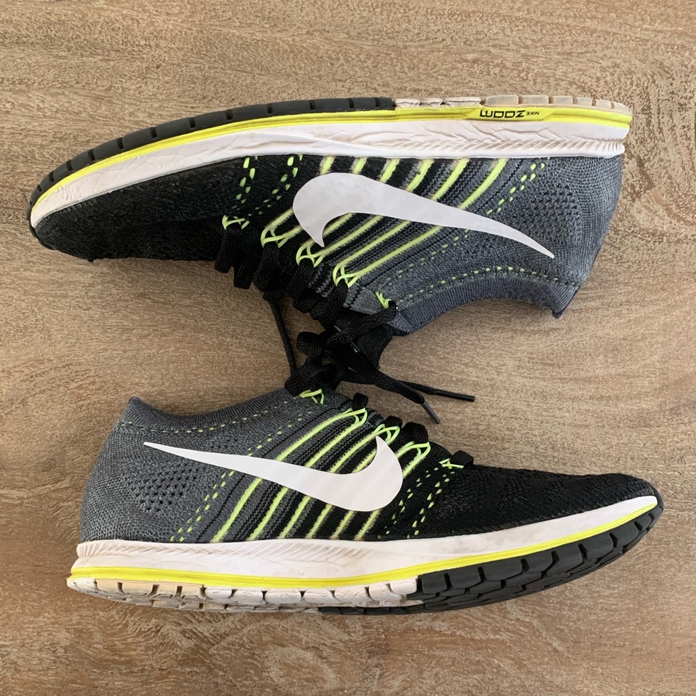 Women’s Nike zoom flyknit streak - Picture 8 of 9